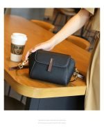 New Pu Leather Single Shoulder Niche Light Luxury Women's Bag